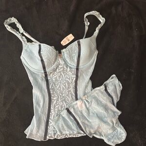Victoria’s Secret Lingerie Set Small and Extra Small